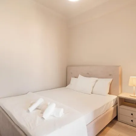 Almyra Residences شقة *